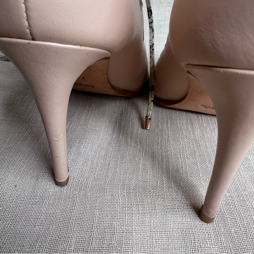 Coach Kira - image 7